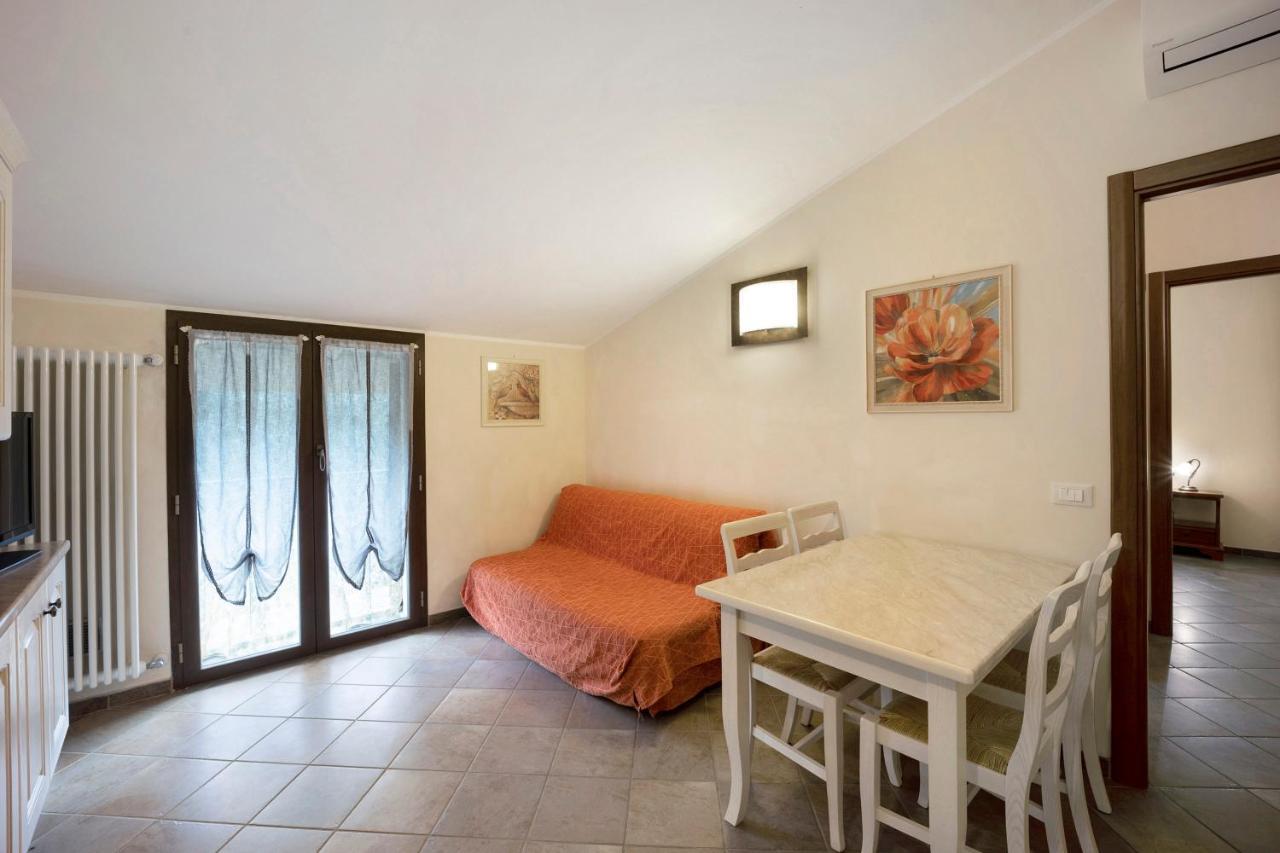 Messalina Agriturismo La Scuderia Molino Nuovo  外观 照片